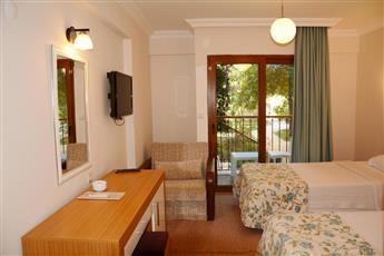 Perdikia Hill Hotels & Villas