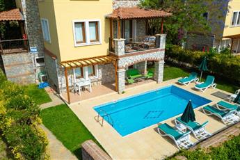 Perdikia Hill Hotels & Villas