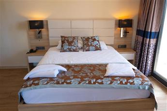 Perdikia Hill Hotels & Villas