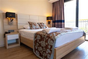 Perdikia Hill Hotels & Villas