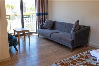 Perdikia Hill Hotels & Villas