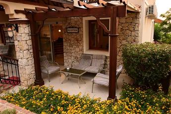 Perdikia Hill Hotels & Villas