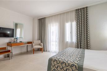 Petunya Beach Resort 4* Petunya Beach Resort 4*