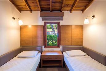 Pine Bay Holiday Resort 5*