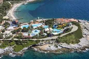 Pine Bay Holiday Resort 5*