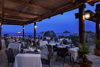 Pine Bay Holiday Resort 5*