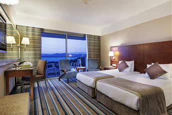 Pine Bay Holiday Resort 5*