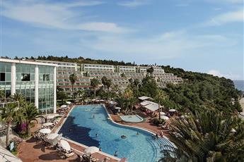 Pine Bay Holiday Resort