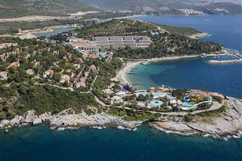 Pine Bay Holiday Resort