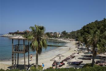 Pine Bay Holiday Resort