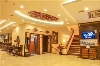 Pine House Hotel 4* Pine House Hotel 4*