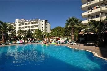 Pineta Club Hotel 4*