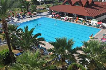 Pineta Club Hotel 4*