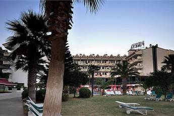 Pineta Club Hotel 4*
