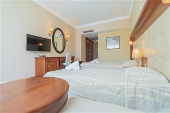 Pineta Park Deluxe Hotel
