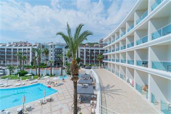 Pineta Park Deluxe Hotel
