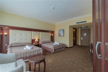 Pineta Park Deluxe Hotel