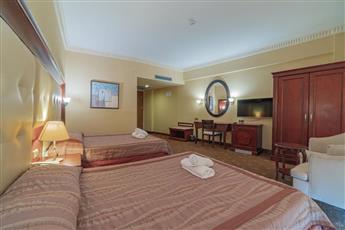 Pineta Park Deluxe Hotel
