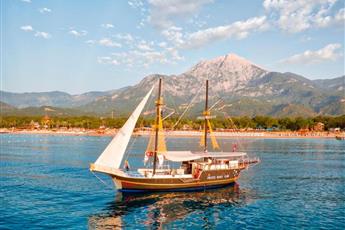 Pirate's Beach Club 5*