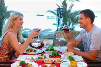 Pirate's Beach Club 5*