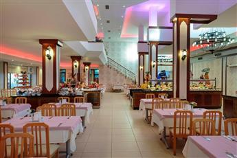 Pirate's Beach Club 5*