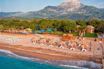 Pirate's Beach Club 5*