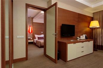 Pirate's Beach Club 5*