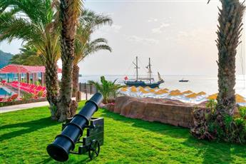 Pirate's Beach Club
