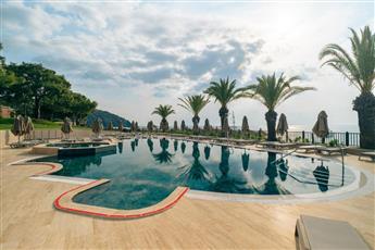 Pirate's Beach Club