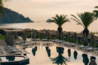 Pirate's Beach Club