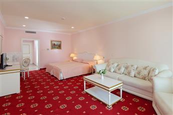 Planeta Hotel & Aquapark 5*