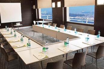 Point Hotel Taksim 4*