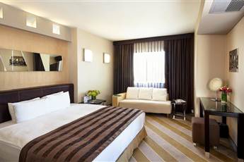Point Hotel Taksim 4*