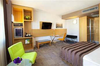Point Hotel Taksim 4*
