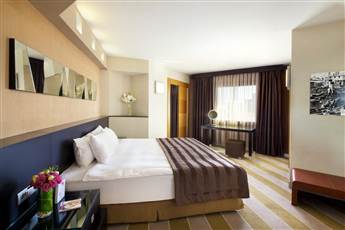 Point Hotel Taksim 4*
