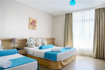 Ponz Hotel 3*