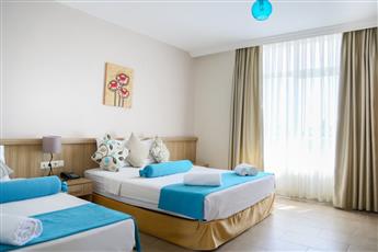 Ponz Hotel