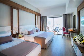 Port Nature Luxury Resort Hotel & Spa 5*