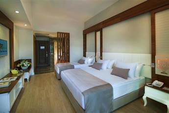 Port Nature Luxury Resort Hotel & Spa 5*