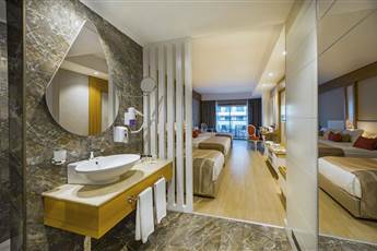 Port Nature Luxury Resort Hotel & Spa 5*