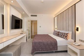 Port Nature Luxury Resort Hotel & Spa