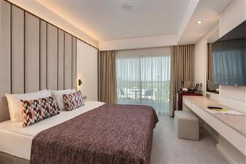Port Nature Luxury Resort Hotel & Spa
