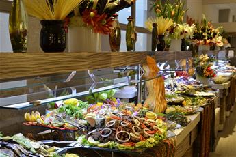 Port Side Resort Hotel 5*