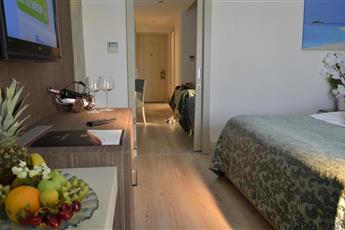 Port Side Resort Hotel 5*