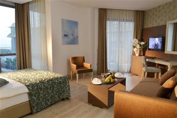 Port Side Resort Hotel 5*