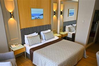 Porto Bello Hotel Resort & Spa