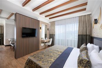 Porto Bello Hotel Resort & Spa