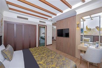 Porto Bello Hotel Resort & Spa