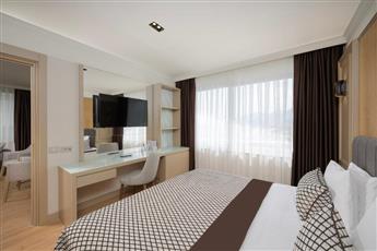 Porto Bello Hotel Resort & Spa
