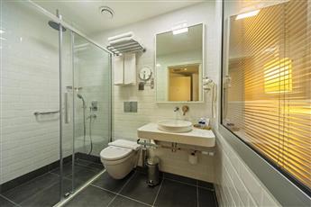 Poseidon Hotel - Adults Only 16+
